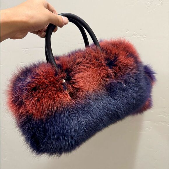 2 Tone Gradient Real Fox Fur Handmade Boston Bag/Crossbody & 2 Fur Balls Charm - Picture 10 of 17